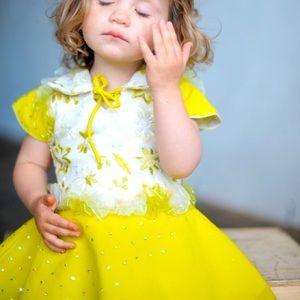 Vintage dress neon yellow brocade 2t metallic